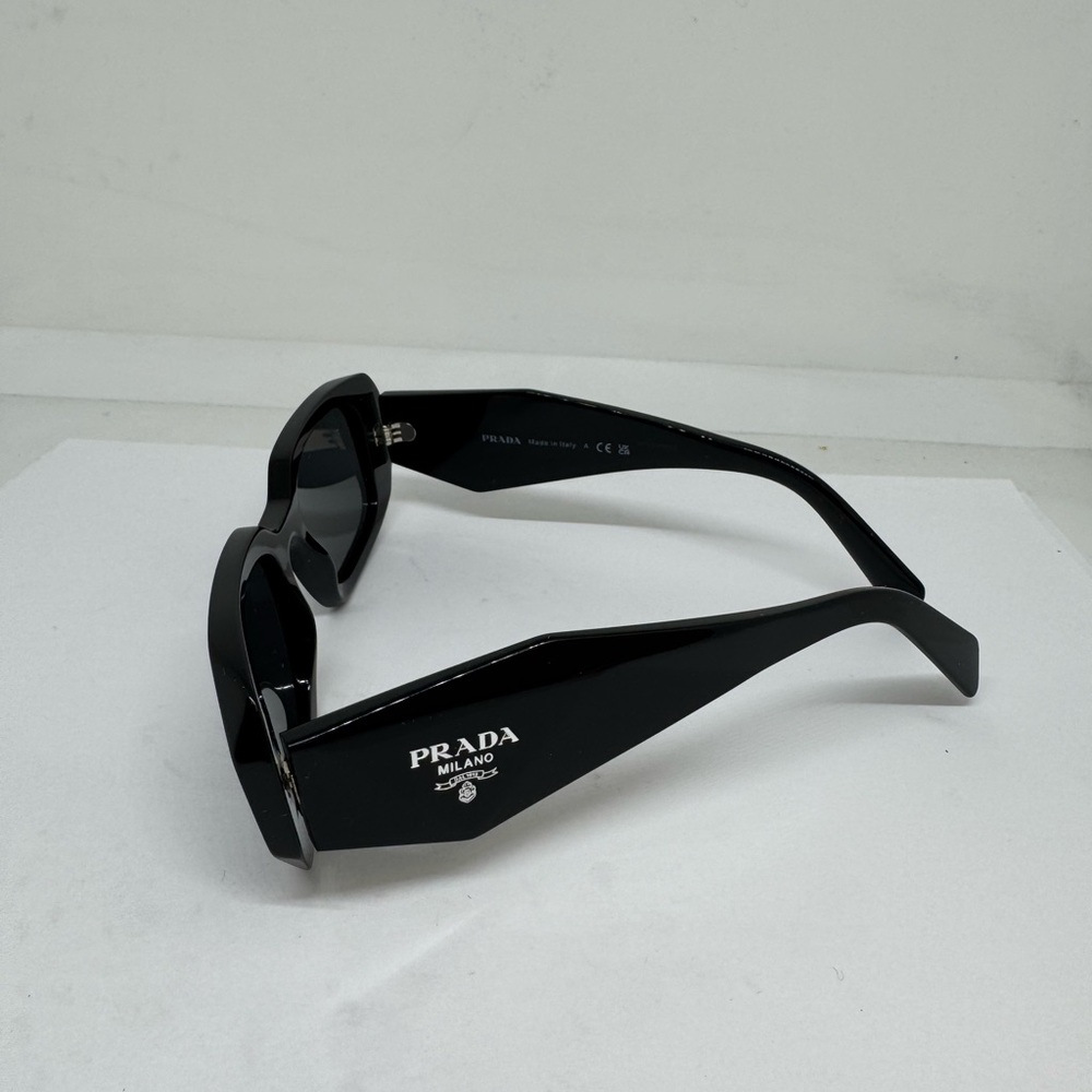 Prada Symbole Rectangular Designer Sunglasses - image 8